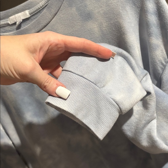 Beyond Yoga Day to Day Pullover in Blue Dream-Gray Cloud Dye - Picture 6 of 7